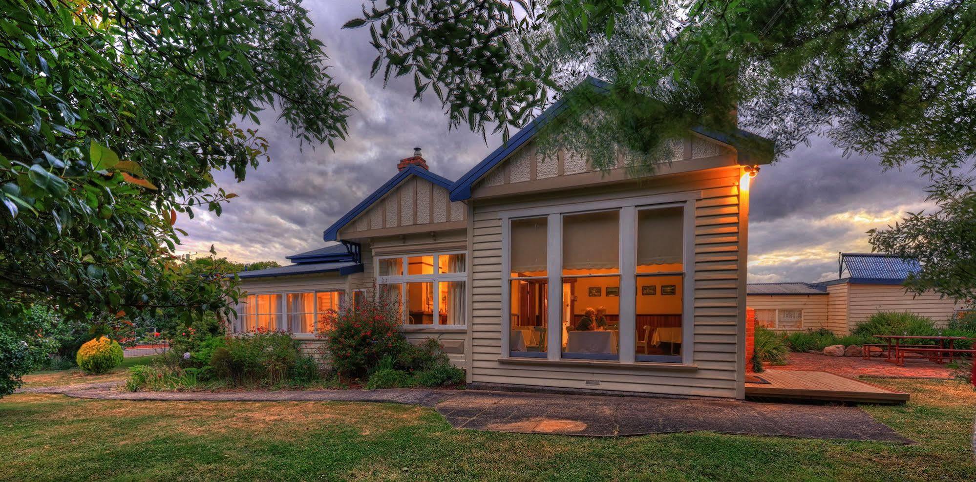 Acacia Bed And Breakfast Sheffield Exterior photo