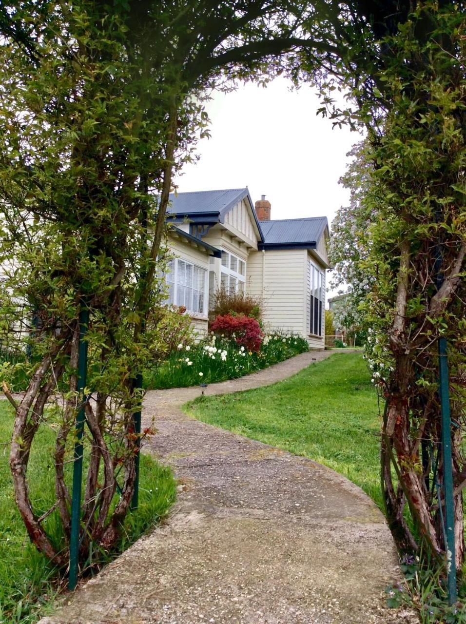 Acacia Bed And Breakfast Sheffield Exterior photo
